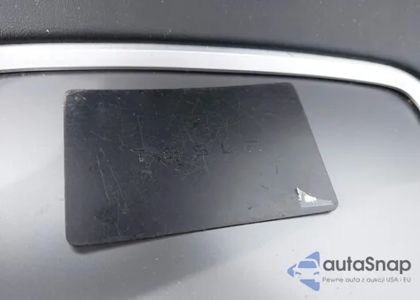 2022 Tesla Model 3 Long Range Dual Motor All-Wheel Drive z USA, uszkodzony, nr VIN 5YJ3E1EB4NF275667